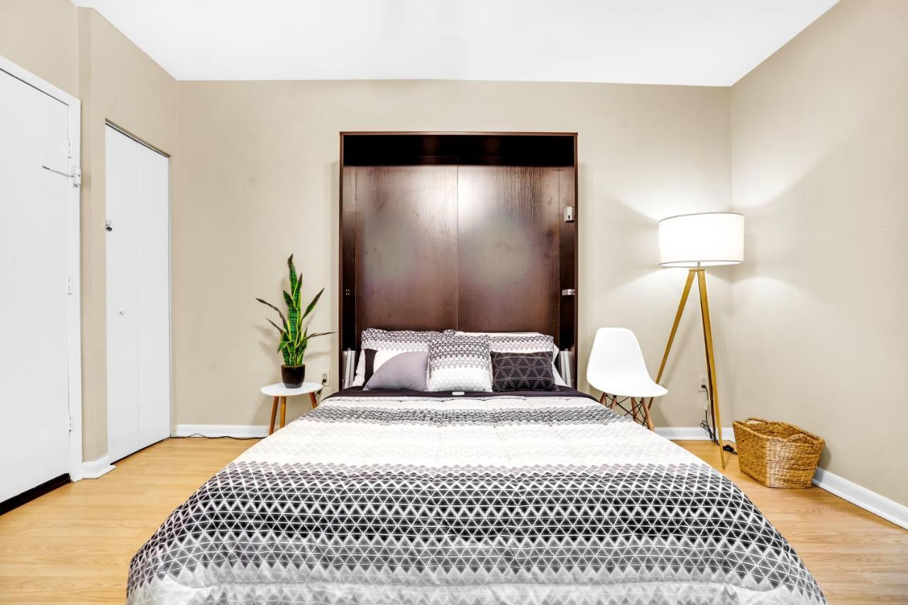 Rittenhouse Studio Apartment With Patio By Act פילדלפיה מראה חיצוני תמונה