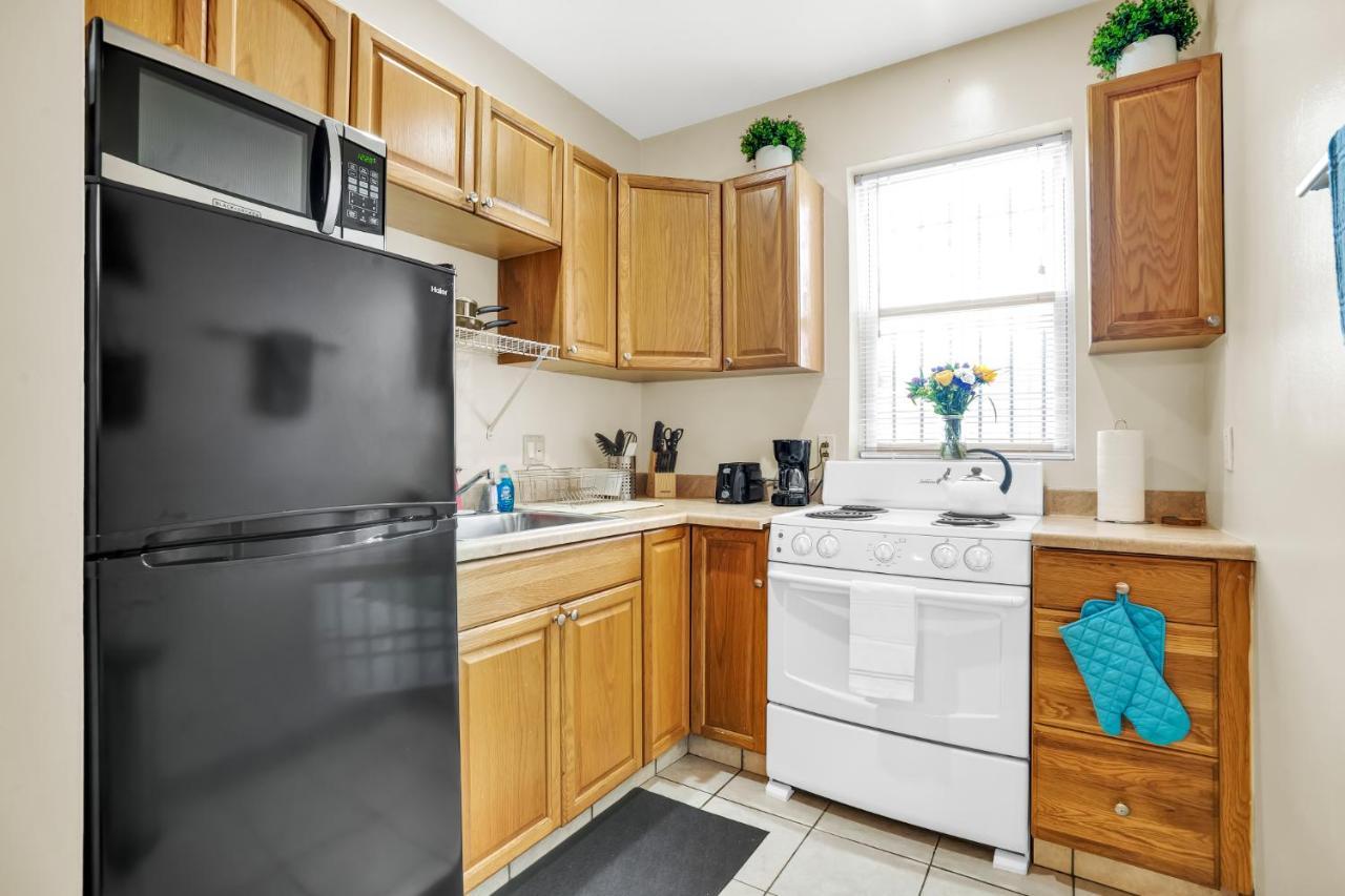 Rittenhouse Studio Apartment With Patio By Act פילדלפיה מראה חיצוני תמונה